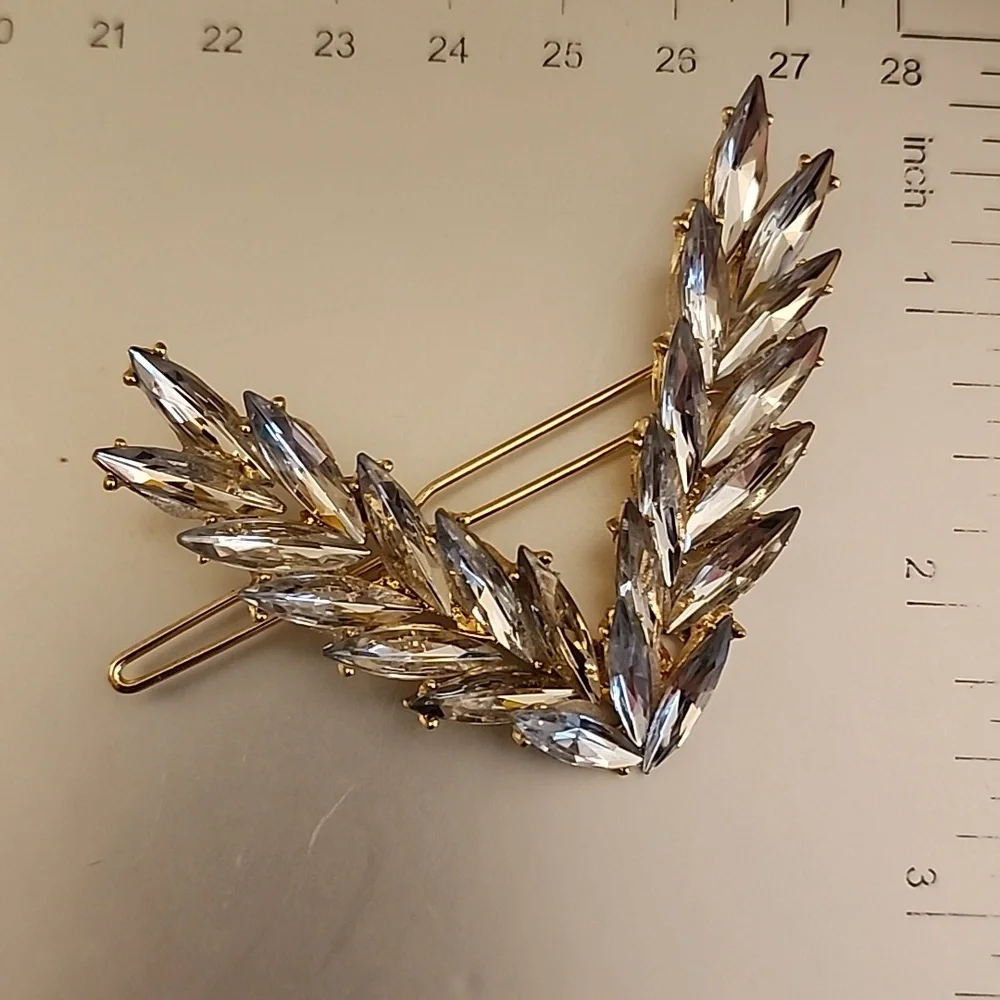 GEM V Shaped Hair CLIP